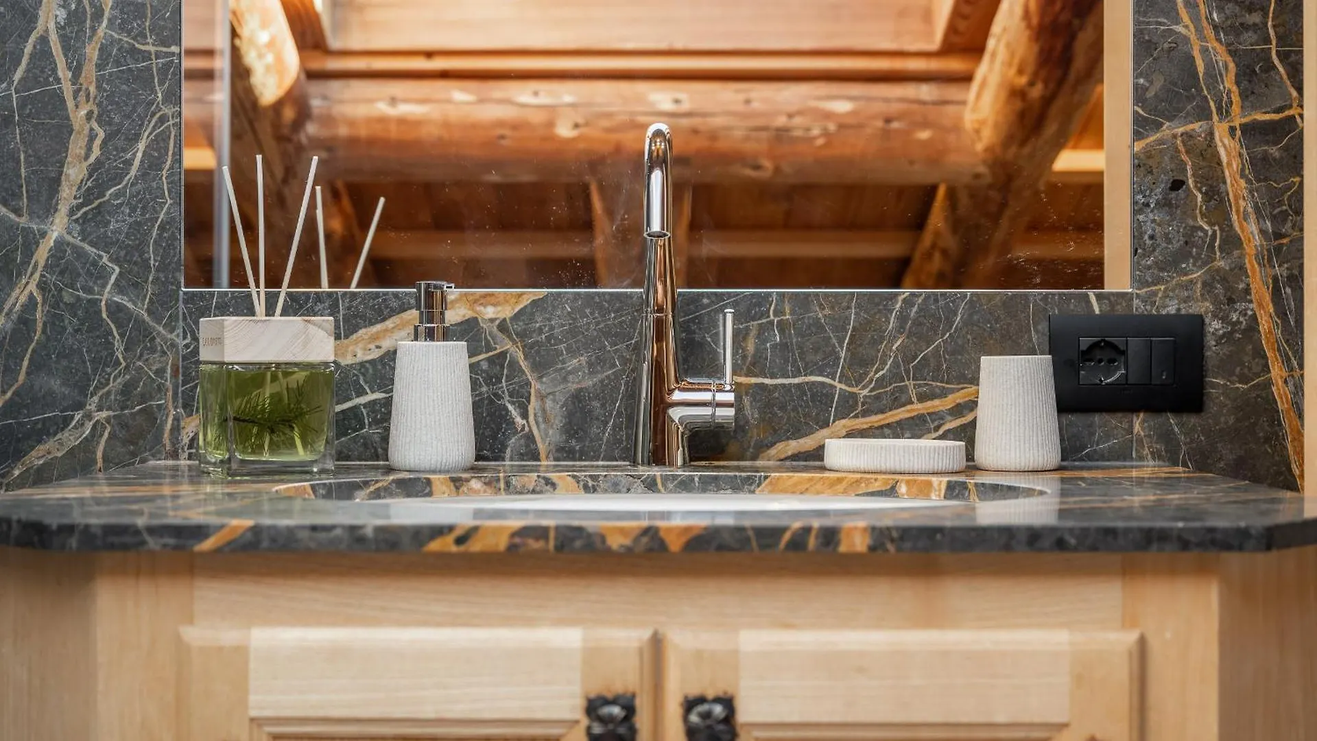 Cortina Lodge Cortina d'Ampezzo Italy