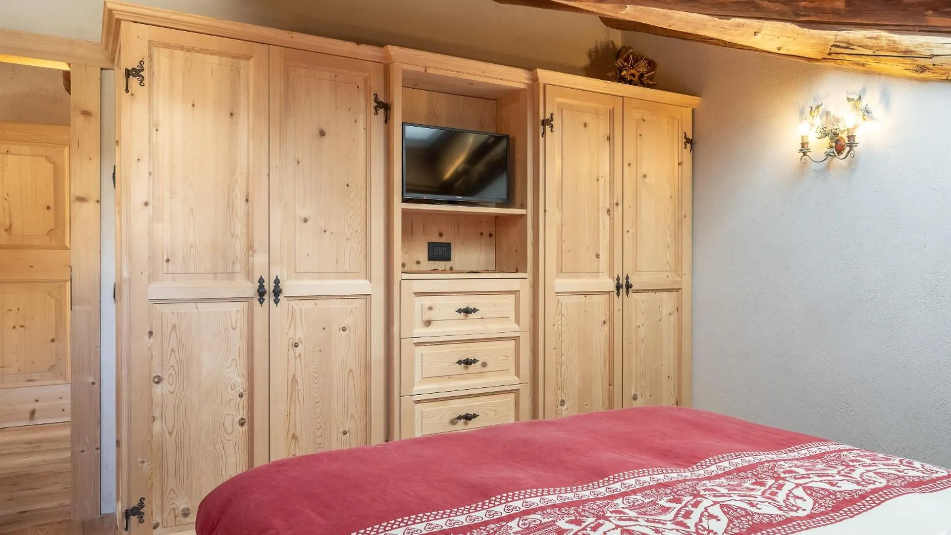 Cortina Lodge Cortina d'Ampezzo 0*,