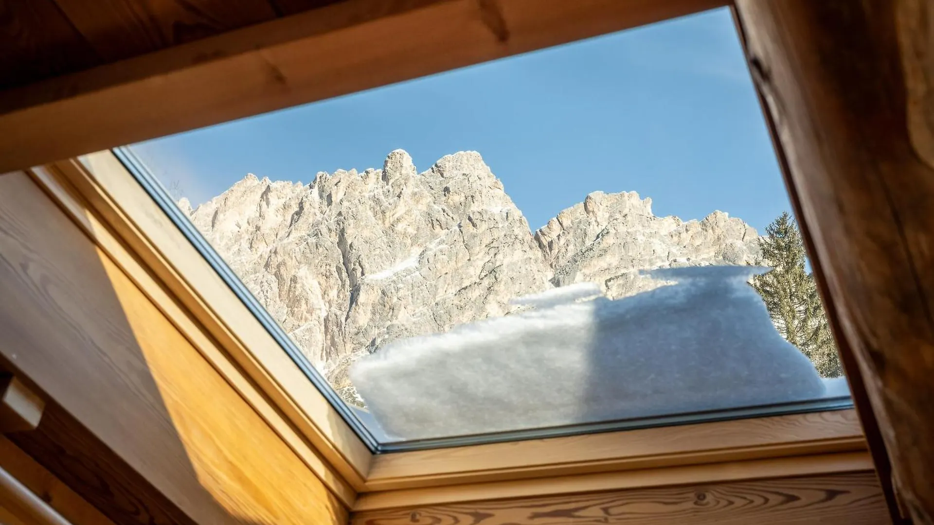 Cortina Lodge Cortina d'Ampezzo 0*,